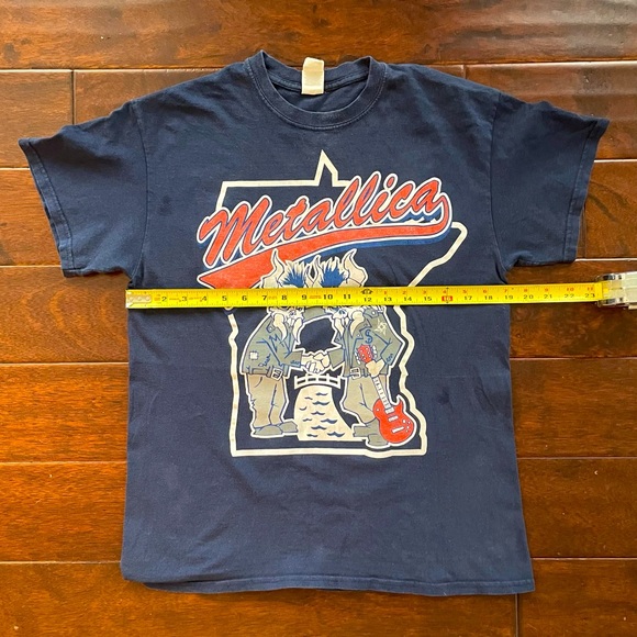 Metallica Minneapolis, Saint Paul, Minnesota Twins Concert T-Shirt, Medium, Navy - Picture 9 of 9
